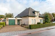 Te koop: Dorpsstraat 11