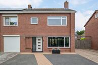 Te koop: Voltastraat 4