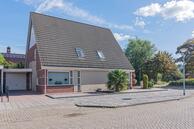 Te koop: Azaleastraat 1