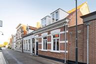 Te koop: Ds. de Bresstraat 2